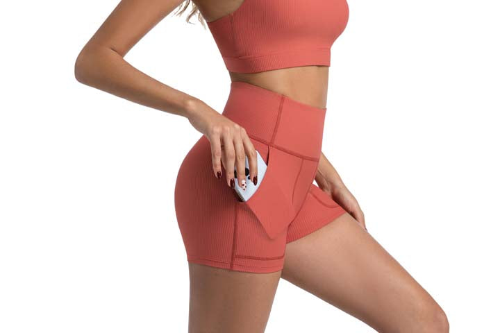 Elegant & Lightweight Cropped Yoga Set